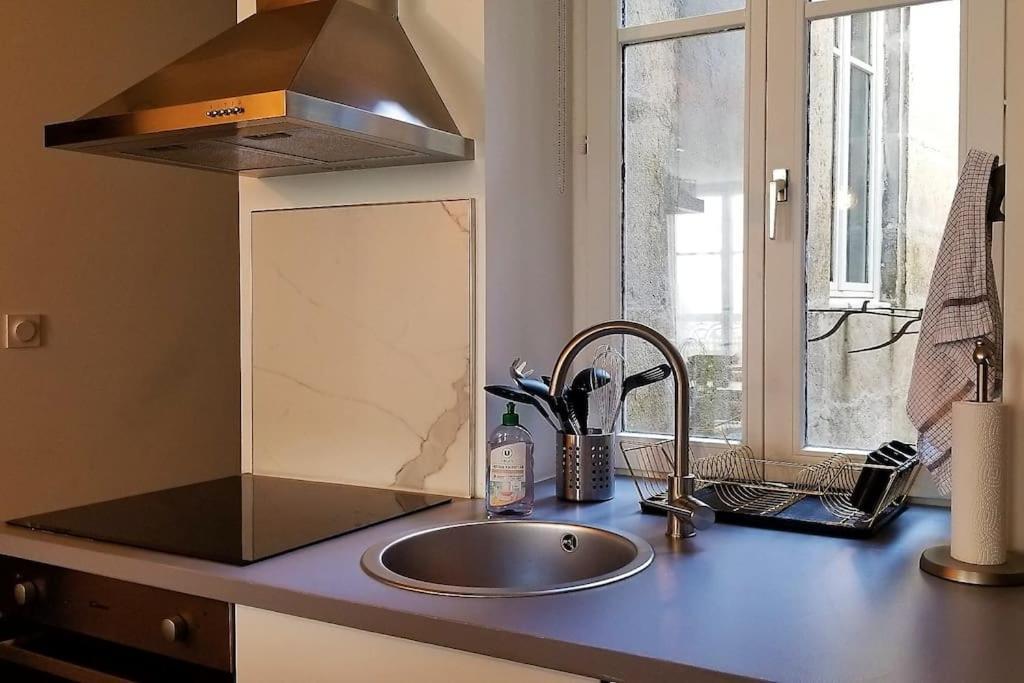 L'Elegant - Cosy, Design Et Charme En Hypercentre Apartment Dijon Bagian luar foto
